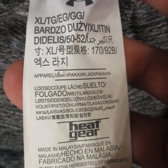 Under Armour Gray and Blue Athletic Capris - Picture 6 of 8